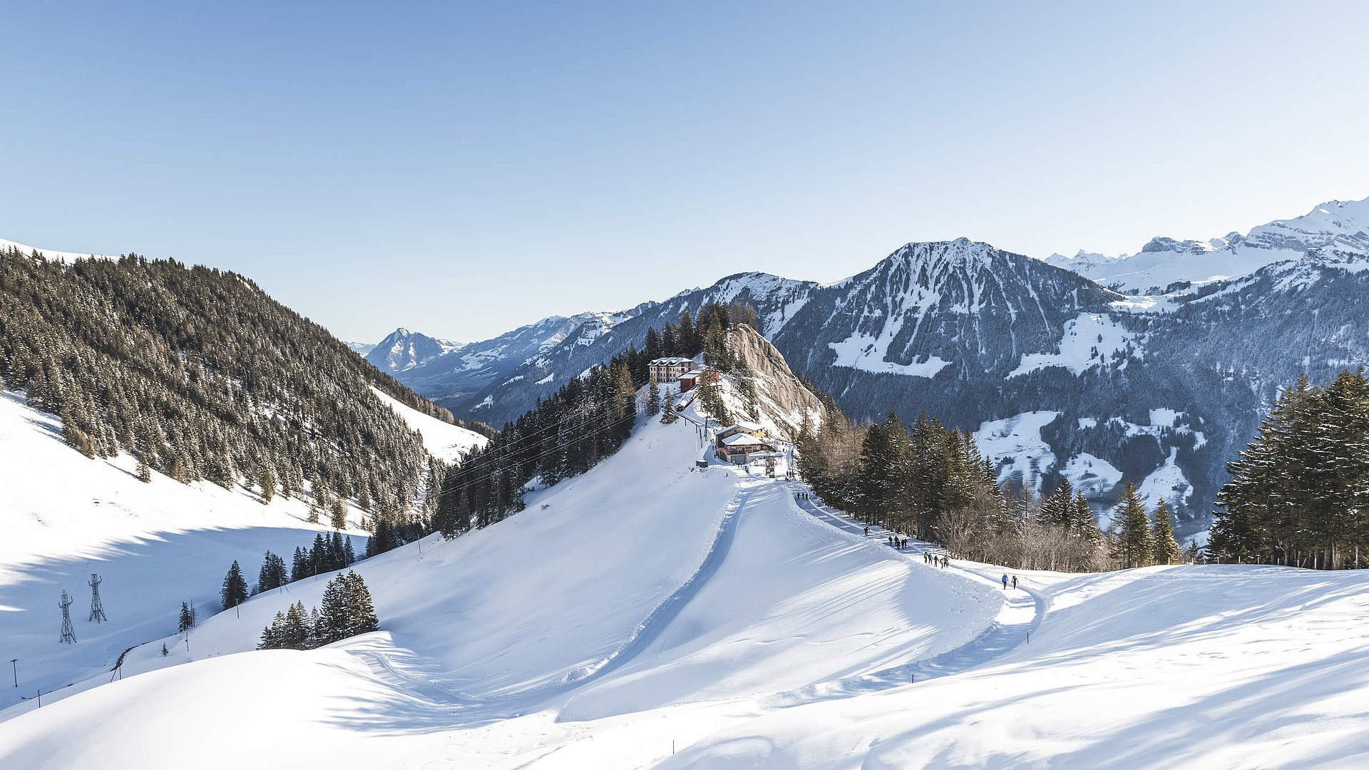 Turren mountain station in winter